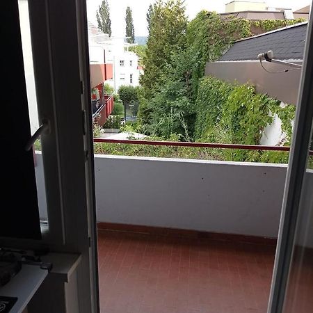 Ferienwohnung Mit Balkon In Krumpendorf المظهر الخارجي الصورة